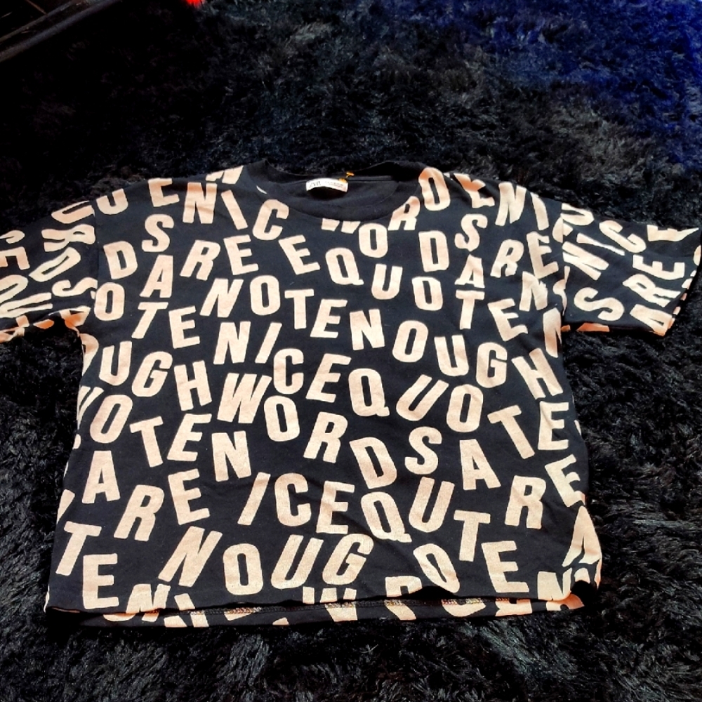 Zara Black and White Graphic Tee Short Sleeve